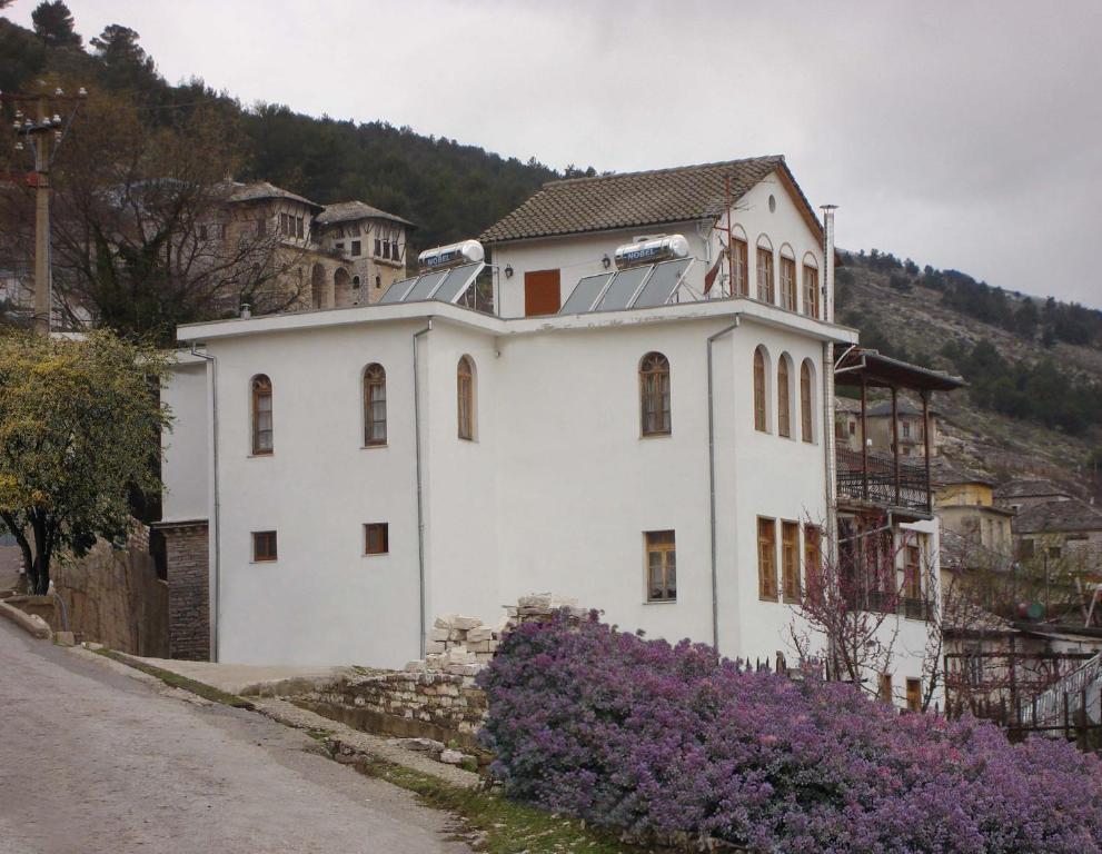 Hotel Kalemi Gjirokastër Exterior foto